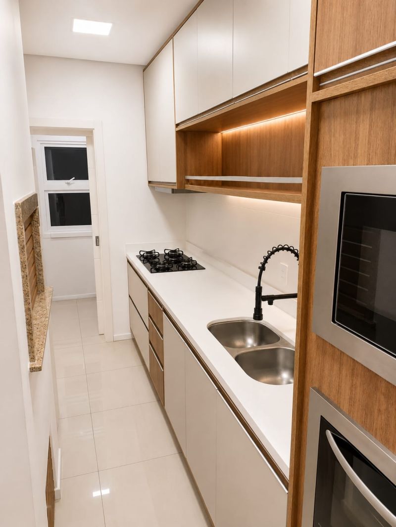 Apartamento com 2 quartos, 1 banheiro e 146m² para alugar no bairro Centro, Parobe