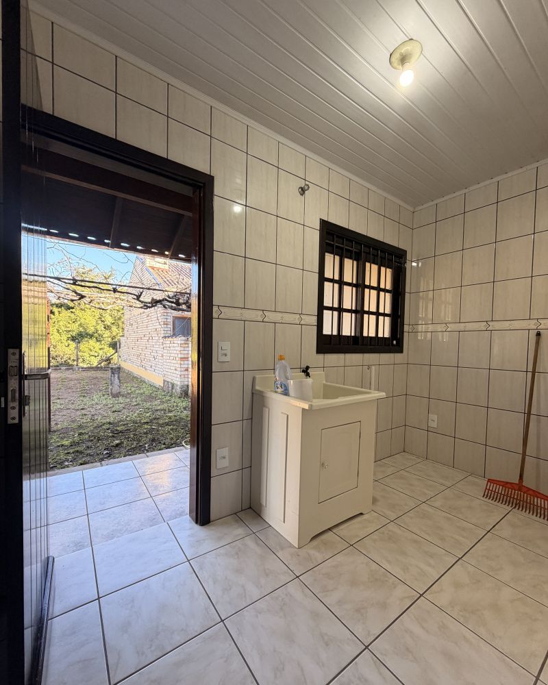 Casa com 2 quartos, 1 banheiro e 104m² para alugar no bairro Vila Nova, Igrejinha