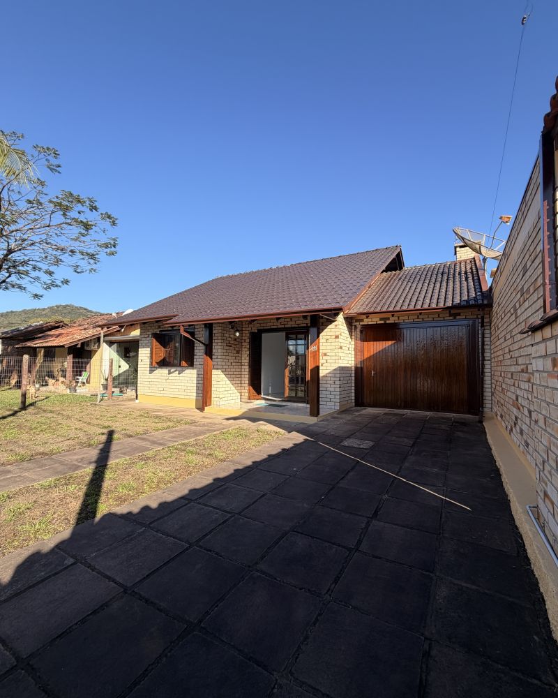 Casa com 2 quartos, 1 banheiro e 104m² para alugar no bairro Vila Nova, Igrejinha
