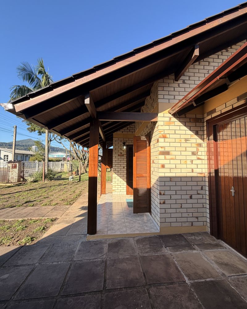 Casa com 2 quartos, 1 banheiro e 104m² para alugar no bairro Vila Nova, Igrejinha