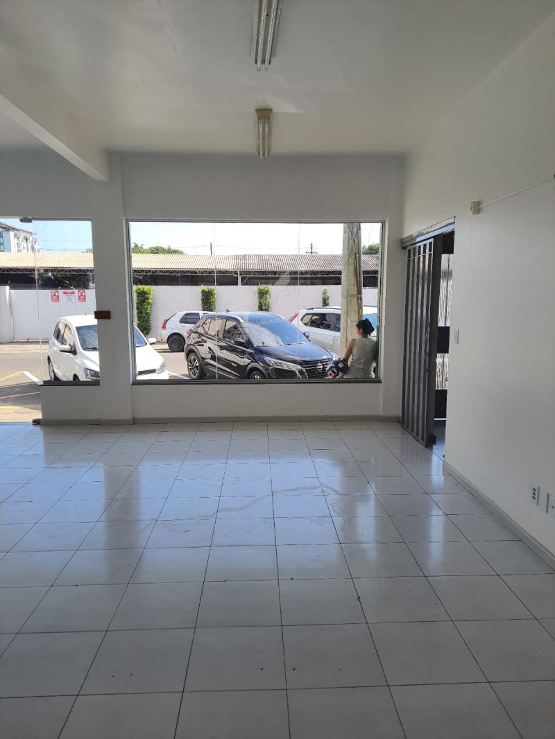 Sala com 1 banheiro e 320m² para alugar no bairro Centro, Igrejinha