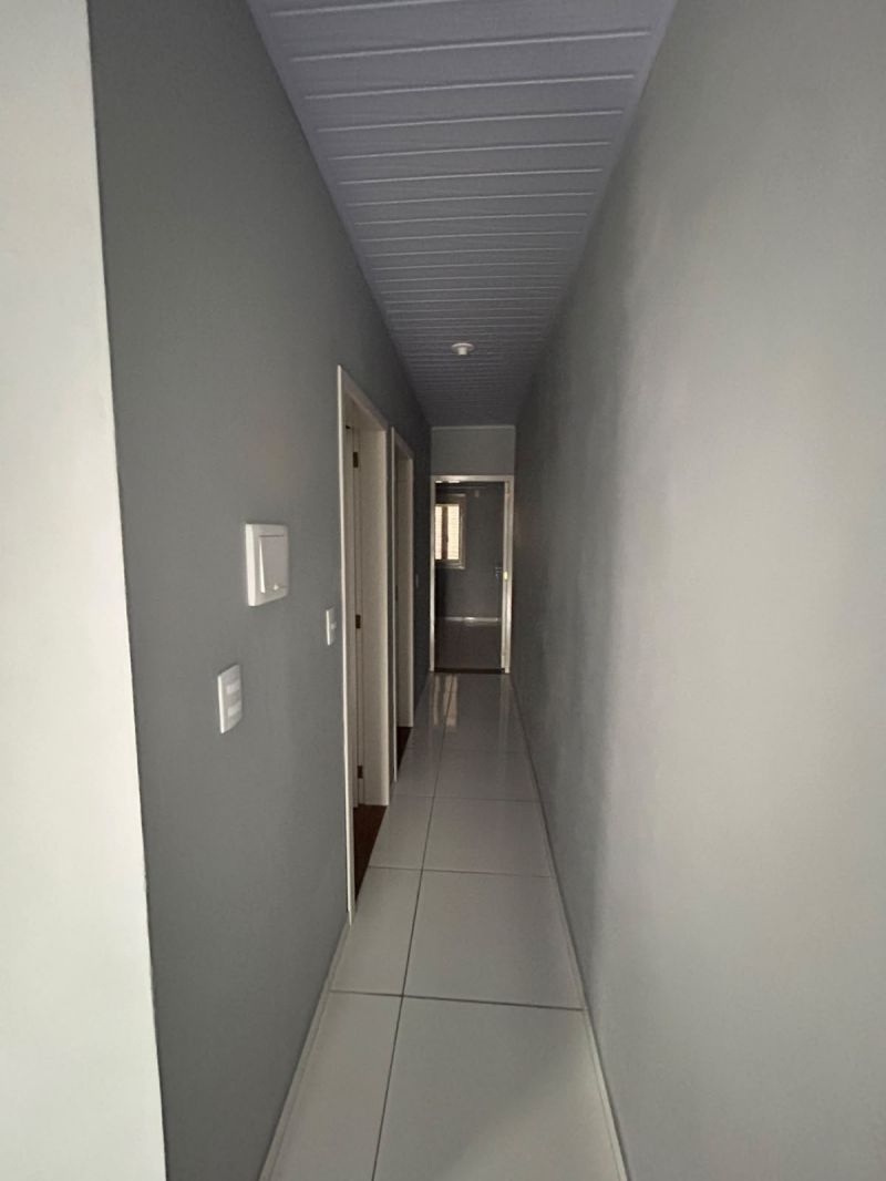 Casa com 2 quartos e 1 banheiro para alugar no bairro Colina do Leão, Parobe