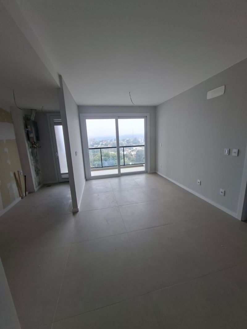 Apartamento com 1 quarto e 2 banheiros para alugar no bairro Centro, Igrejinha