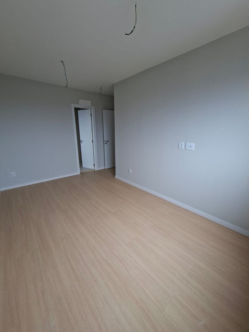 Apartamento com 1 quarto e 2 banheiros para alugar no bairro Centro, Igrejinha