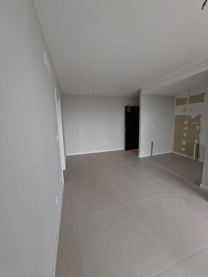 Apartamento com 1 quarto e 2 banheiros para alugar no bairro Centro, Igrejinha