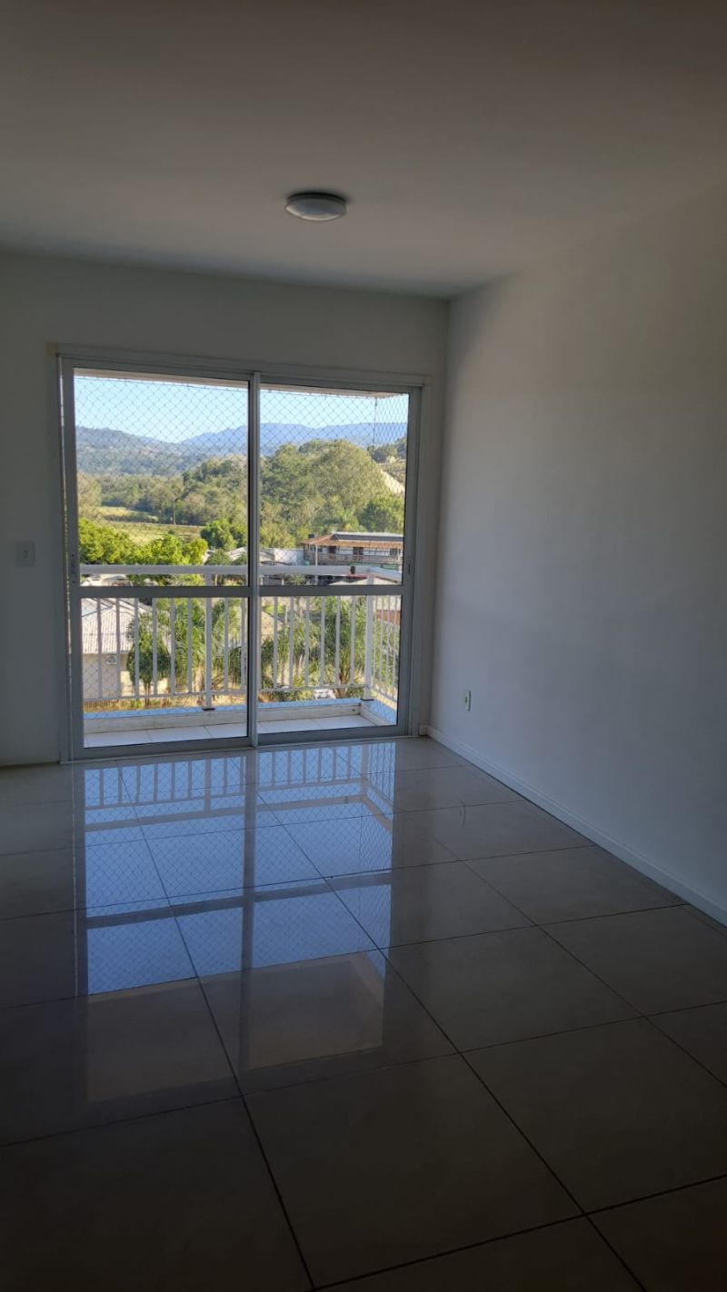 Apartamento com 2 quartos e 2 banheiros para alugar no bairro Xv de Novembro, Igrejinha