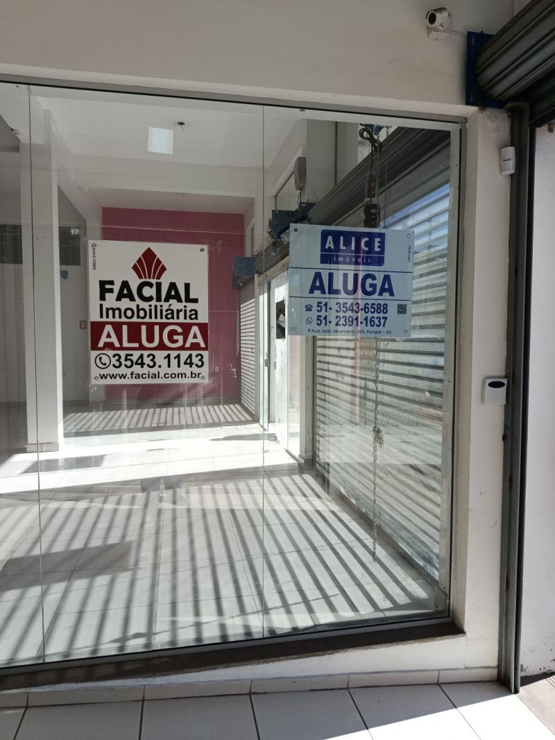 Sala com 2 banheiros e 358m² para alugar no bairro Centro, Parobe