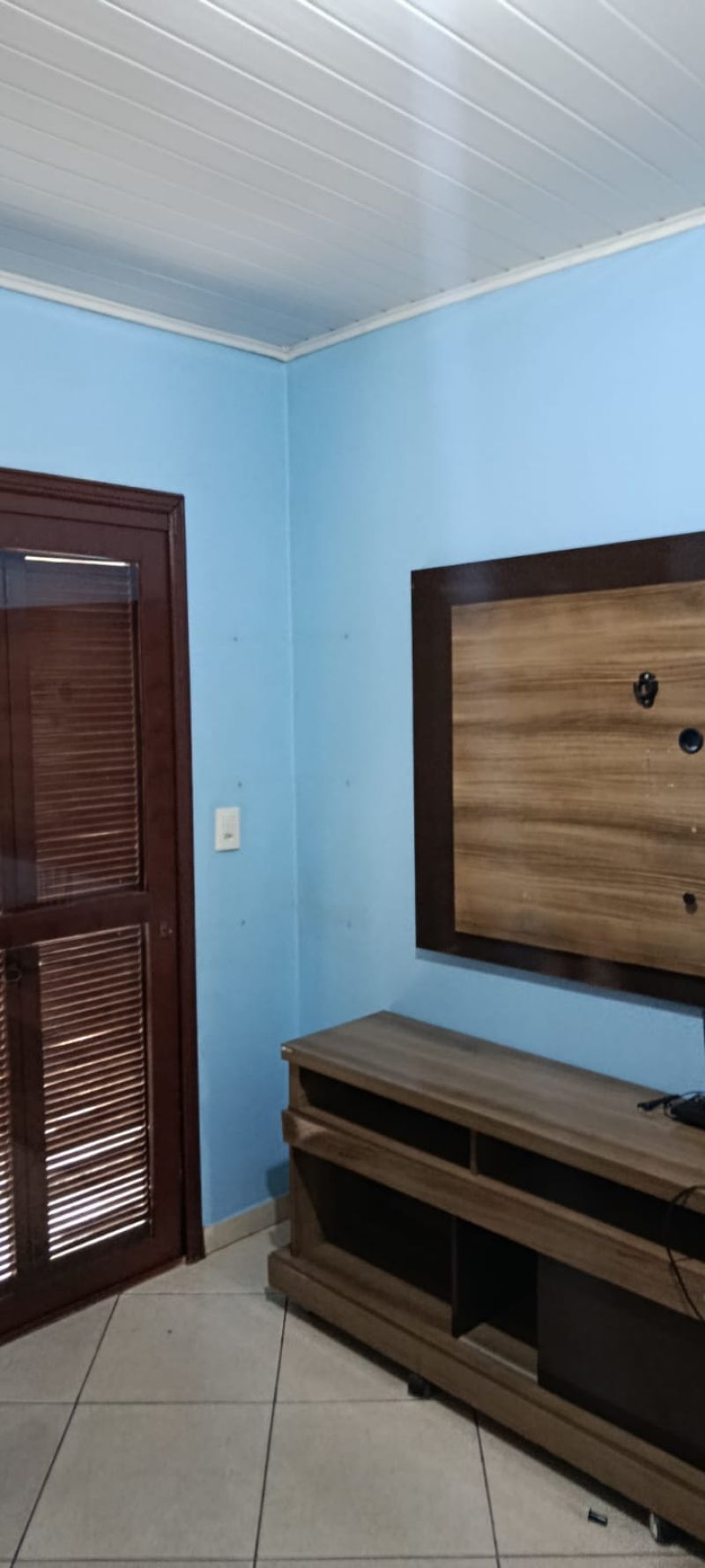 Casa com 2 quartos e 2 banheiros para alugar no bairro Emancipação, Parobe