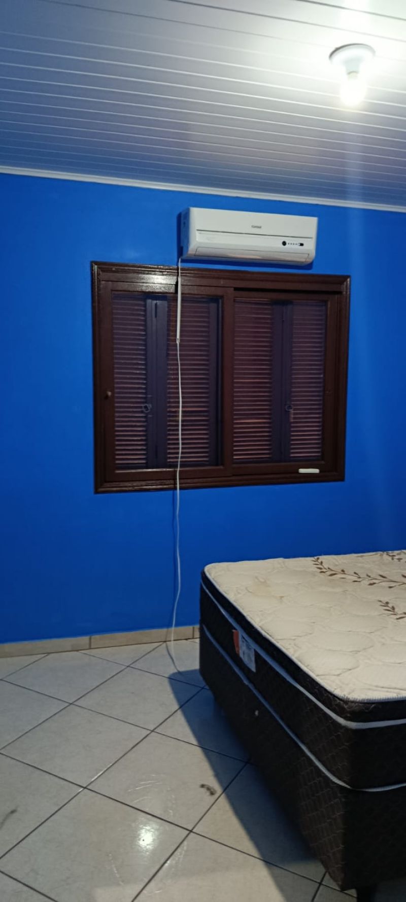 Casa com 2 quartos e 2 banheiros para alugar no bairro Emancipação, Parobe
