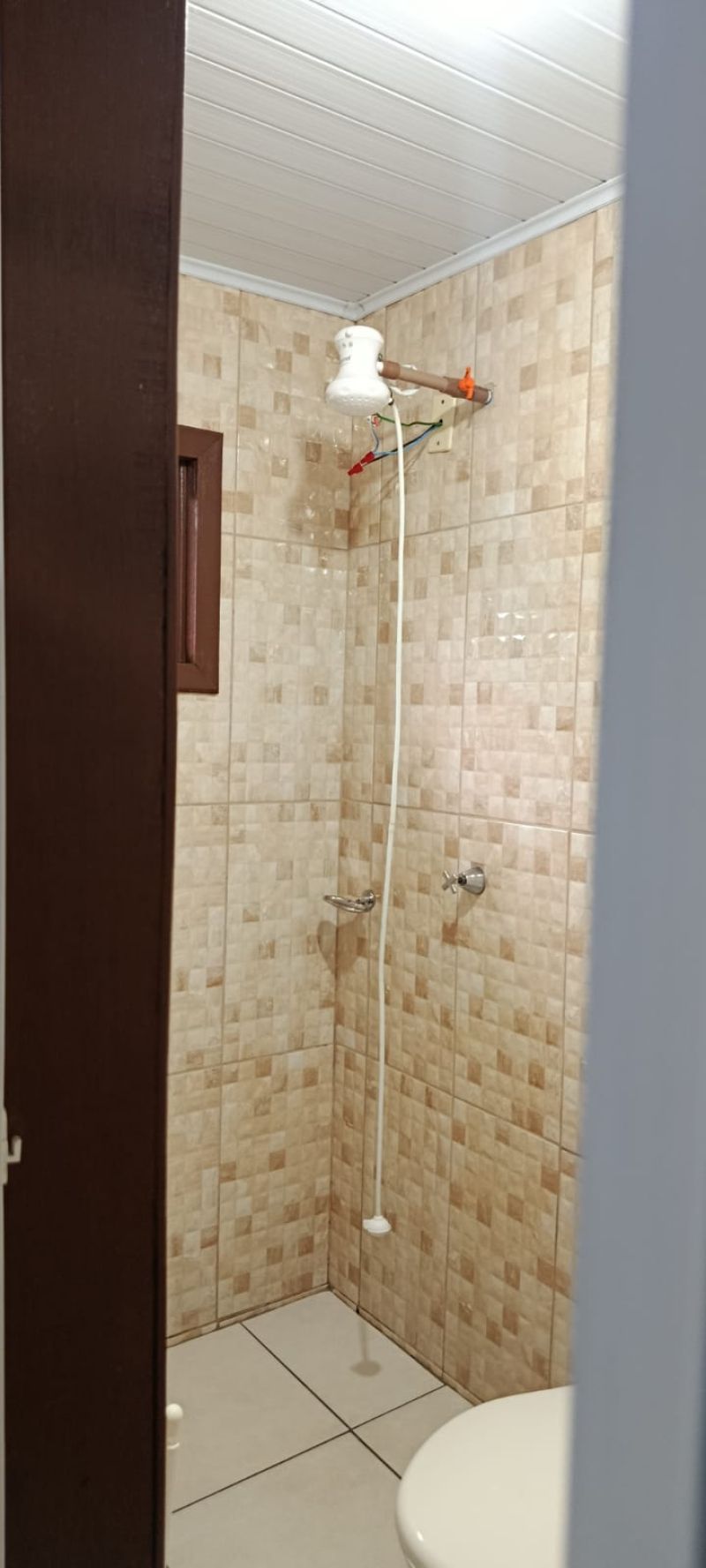Casa com 2 quartos e 2 banheiros para alugar no bairro Emancipação, Parobe
