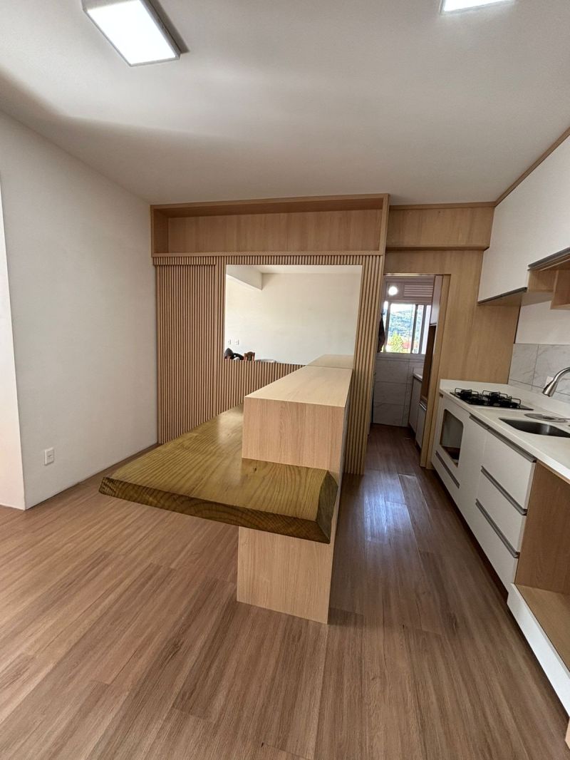 Apartamento com 1 quarto e 3 banheiros para alugar no bairro Centro, Igrejinha