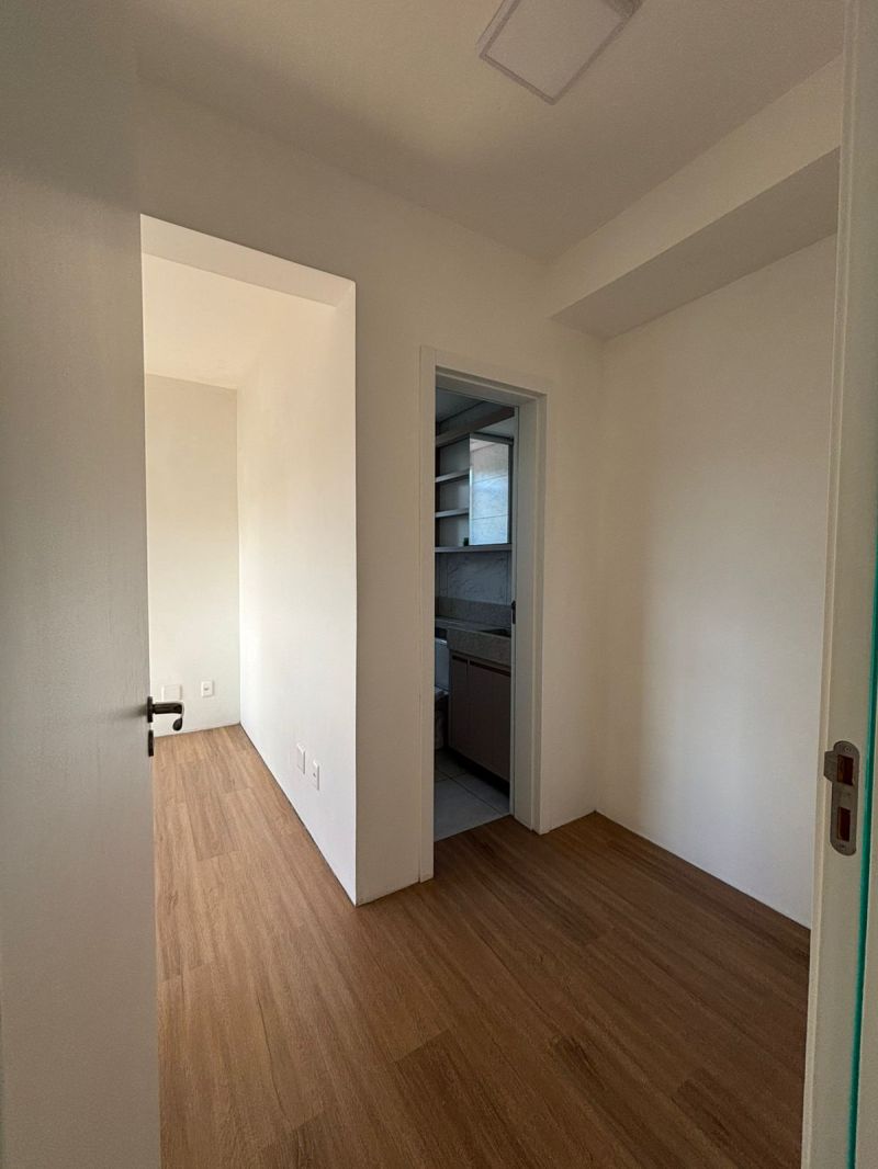 Apartamento com 1 quarto e 3 banheiros para alugar no bairro Centro, Igrejinha