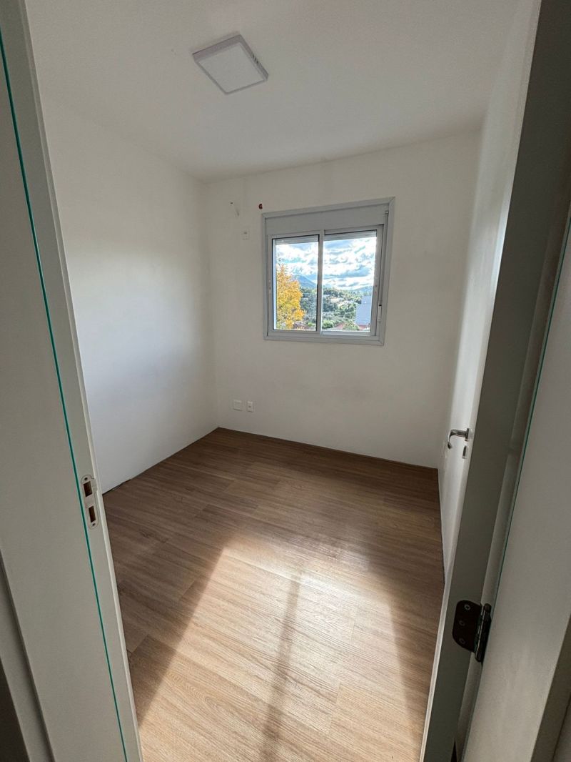 Apartamento com 1 quarto e 3 banheiros para alugar no bairro Centro, Igrejinha