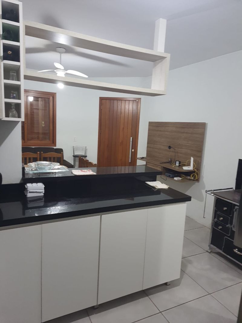 Casa com 3 quartos e 1 banheiro para alugar no bairro Garibaldi, Igrejinha