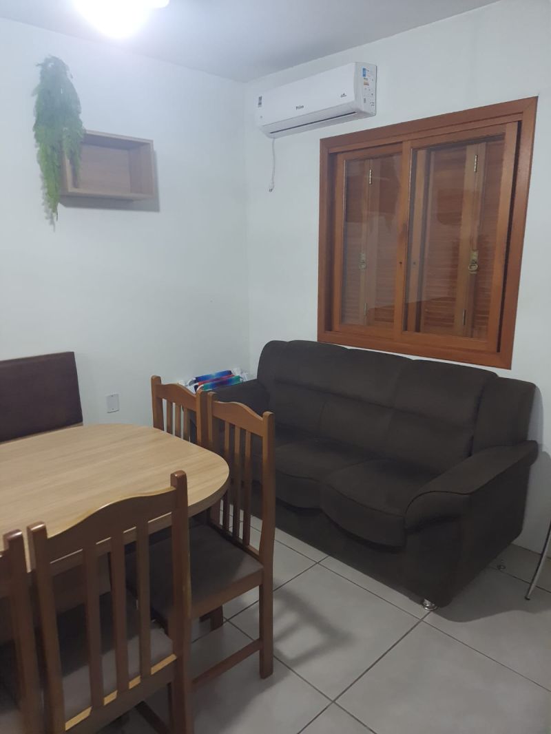 Casa com 3 quartos e 1 banheiro para alugar no bairro Garibaldi, Igrejinha