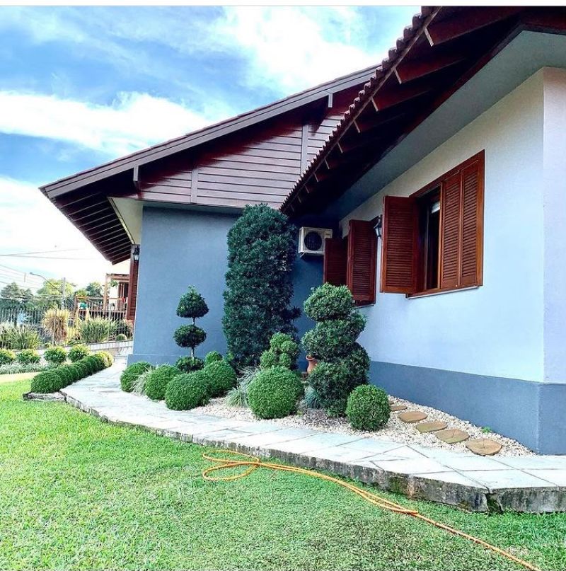 Casa com 3 quartos e 3 banheiros para alugar no bairro Bom Pastor, Igrejinha
