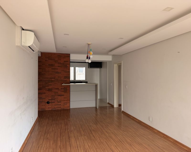 Apartamento com 2 quartos e 1 banheiro para alugar no bairro Centro, Taquara