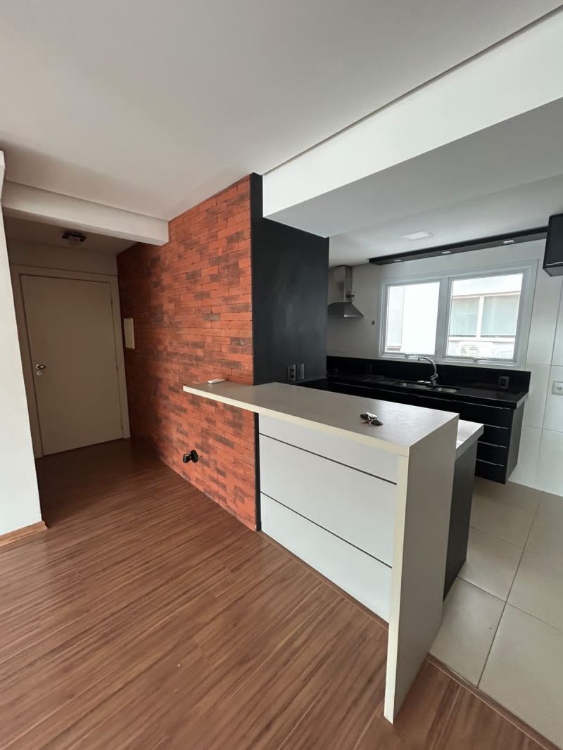 Apartamento com 2 quartos e 1 banheiro para alugar no bairro Centro, Taquara
