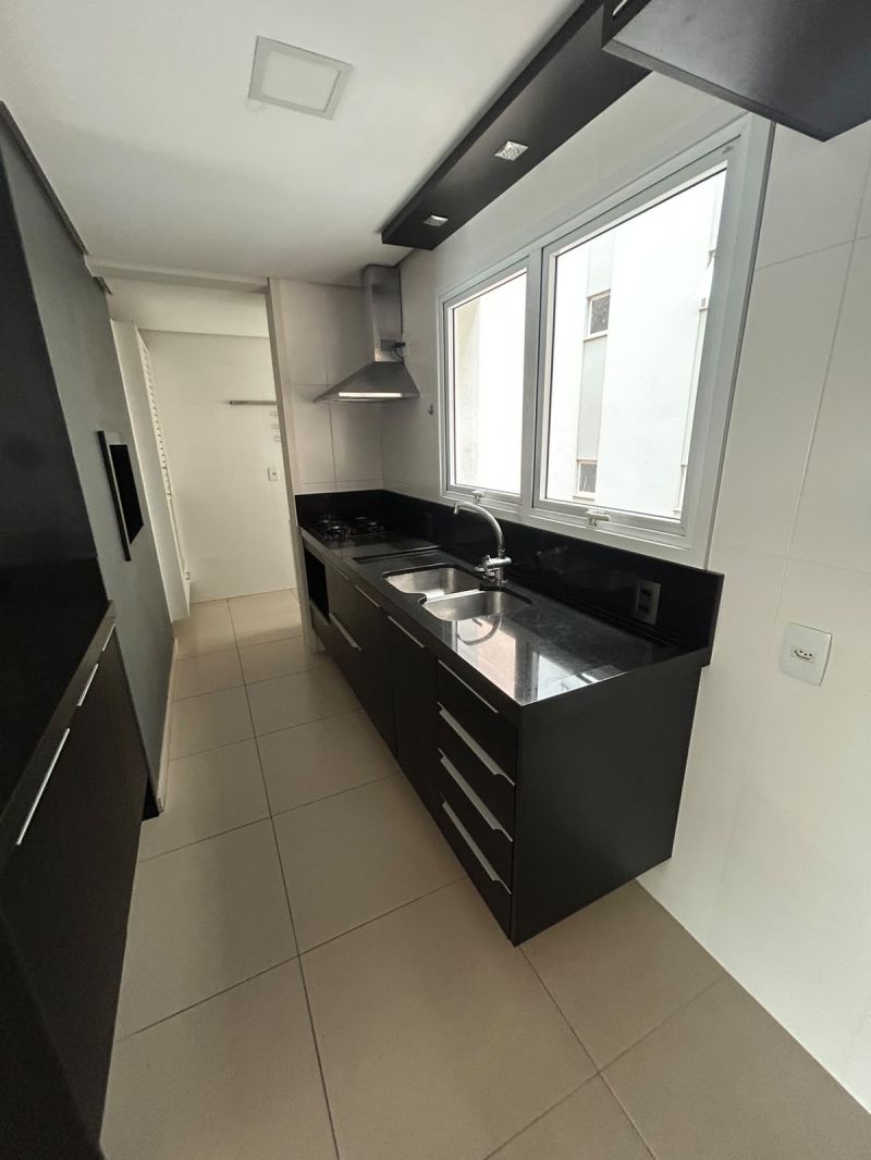 Apartamento com 2 quartos e 1 banheiro para alugar no bairro Centro, Taquara
