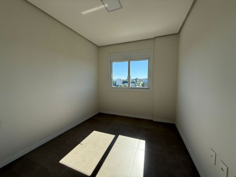Apartamento com 2 quartos para alugar no bairro Recreio, Taquara