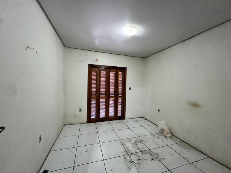 Prédio com 300m² para alugar no bairro Morro do Leoncio, Taquara