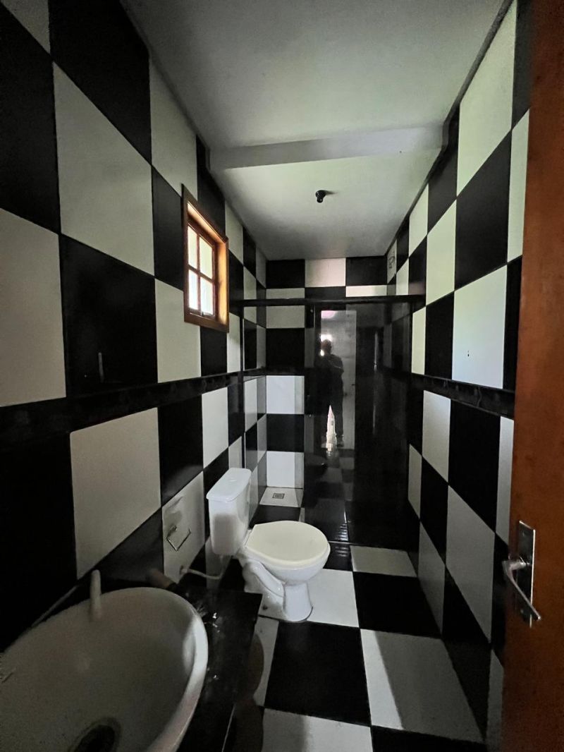 Prédio com 300m² para alugar no bairro Morro do Leoncio, Taquara