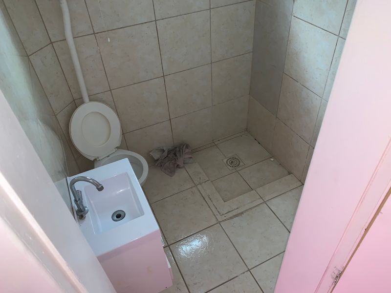 Kitnet para alugar no bairro Guaruja, Parobe