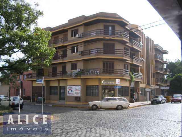 Apartamento com 3 quartos para alugar no bairro Centro, Taquara