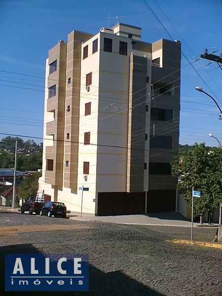 Apartamento com 2 quartos para alugar no bairro Sagrada Familia, Taquara