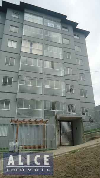 Apartamento com 2 quartos para alugar no bairro Centro, Parobe