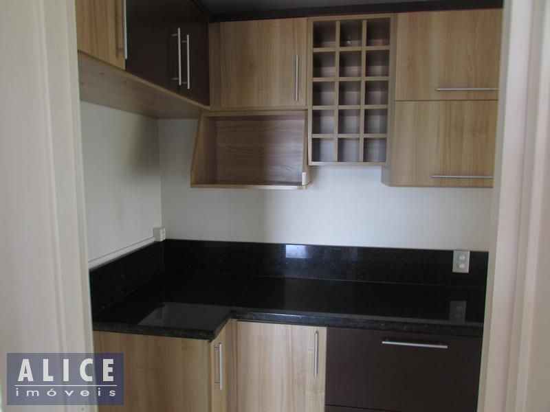 Apartamento com 2 dormitórios