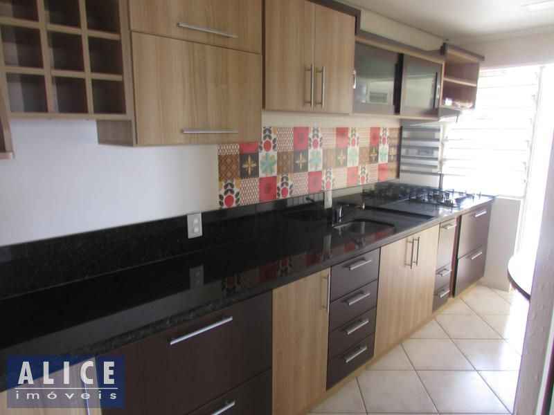 Apartamento com 2 dormitórios