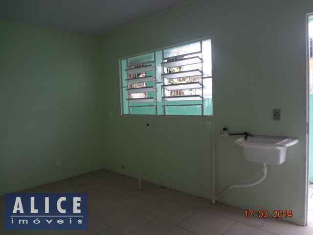 Condominio Horizontal com 1 quarto para alugar no bairro Petropolis, Taquara