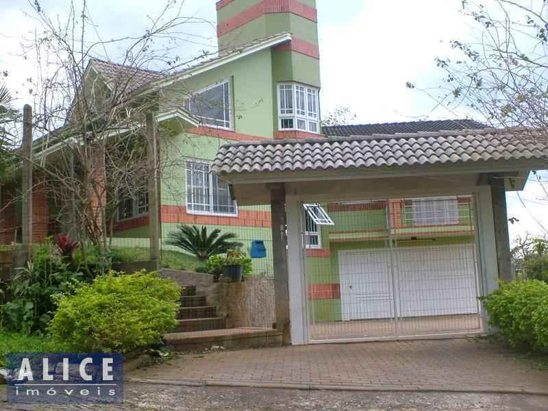 Casa com 4 quartos para alugar no bairro Petropolis, Taquara