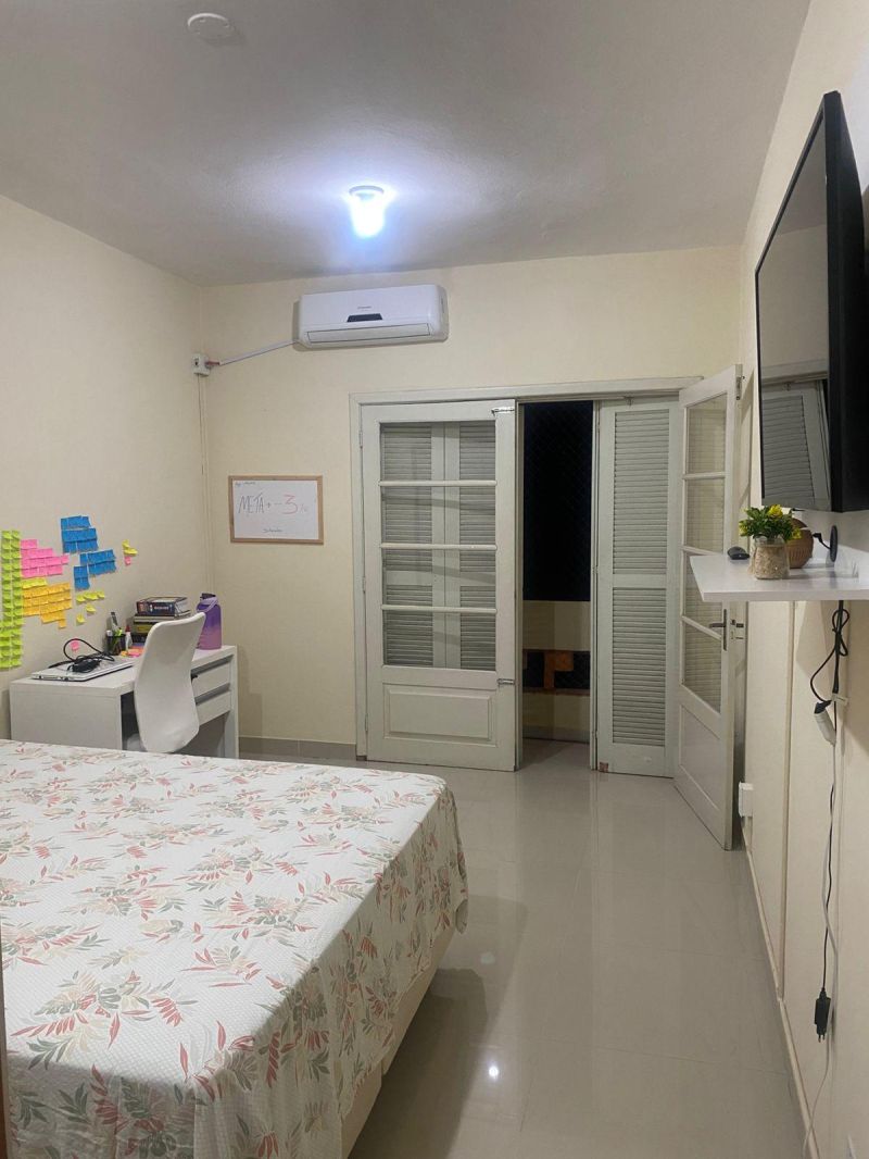 Apartamento com 2 quartos, 1 banheiro e 97m² à venda no bairro Centro, Taquara