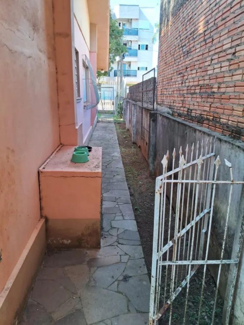 Casa com 3 quartos e 2 banheiros à venda no bairro Centro, Taquara