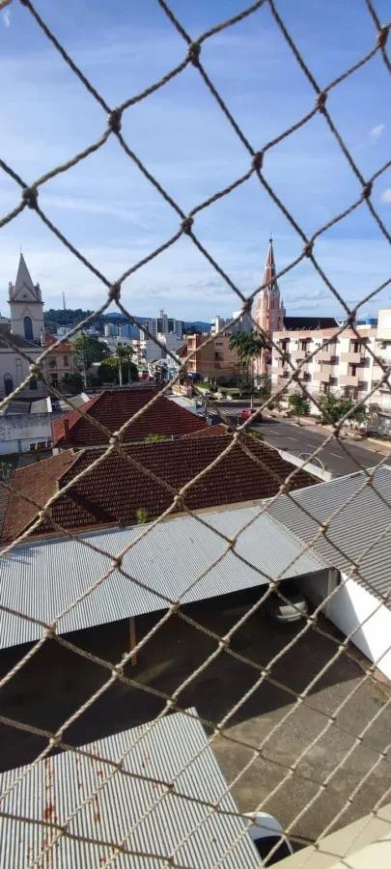 Apartamento com 2 quartos, 2 banheiros e 69m² à venda no bairro Centro, Taquara