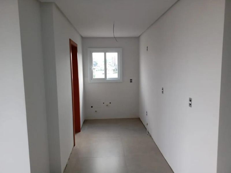 Apartamento com 2 quartos, 2 banheiros e 108m² à venda no bairro Centro, Taquara