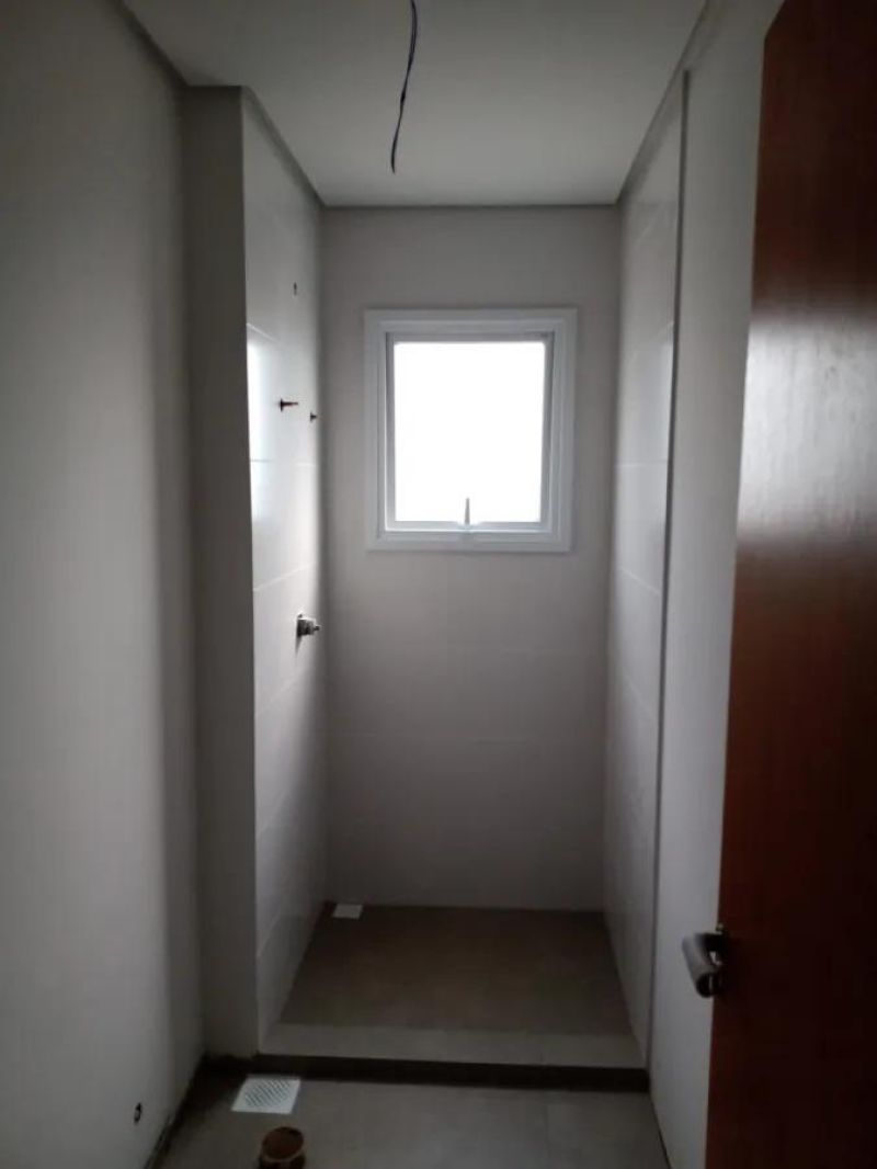 Apartamento com 1 quarto, 2 banheiros e 88m² à venda no bairro Centro, Taquara