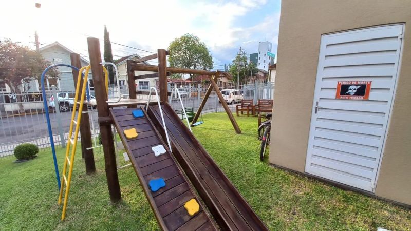 Apartamento com 2 quartos, 1 banheiro e 75m² à venda no bairro Centro, Taquara
