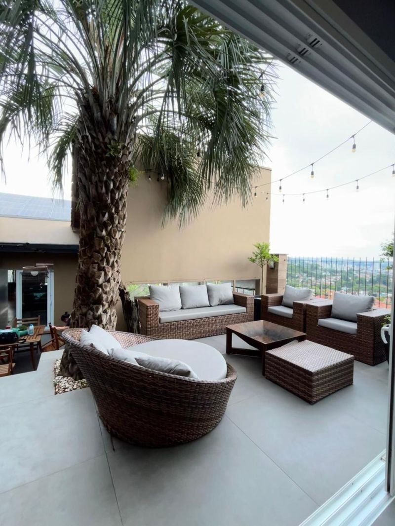 CASA  - TRISTÃO MONTEIRO