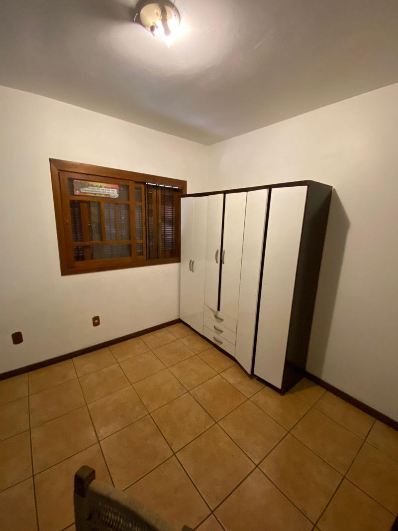 Casa Ampla com 4 Quartos à Venda