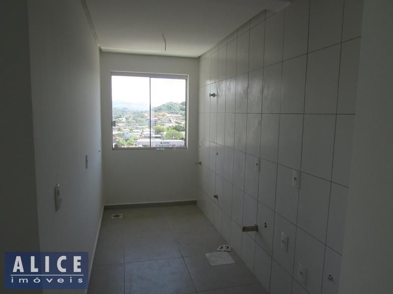 Apartamento com 2 quartos, 1 banheiro e 78m² à venda no bairro Centro, Parobe