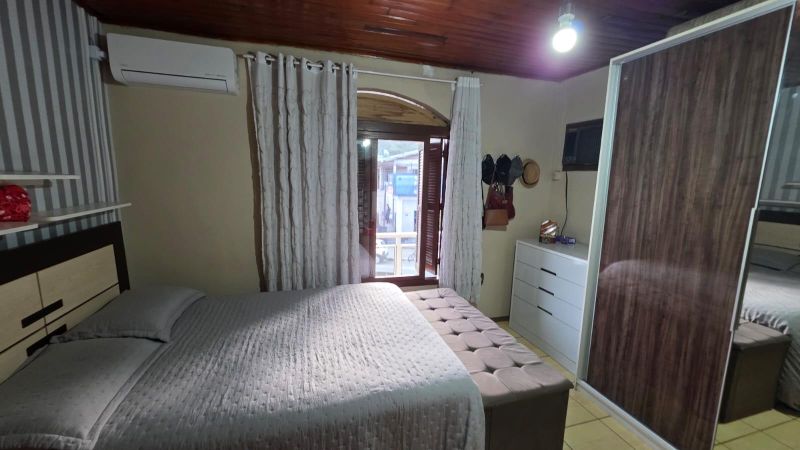 Prédio com 3 quartos, 3 banheiros e 381m² à venda no bairro Figueira, Igrejinha