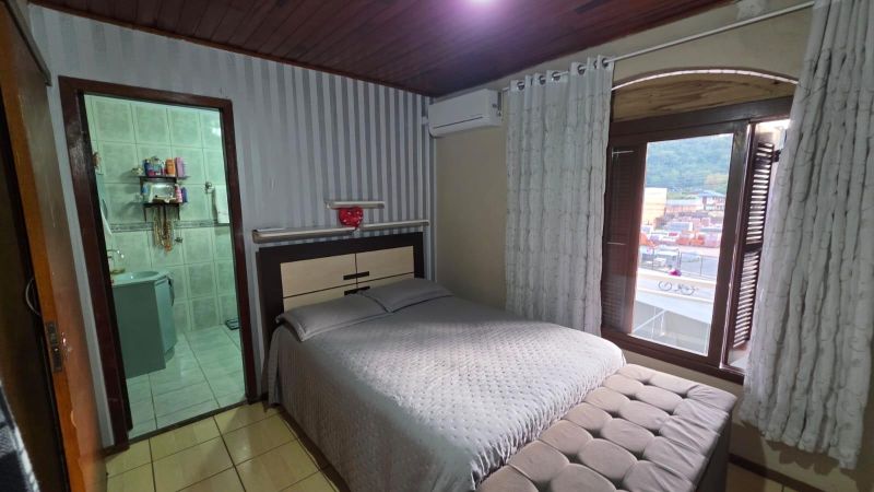 Prédio com 3 quartos, 3 banheiros e 381m² à venda no bairro Figueira, Igrejinha