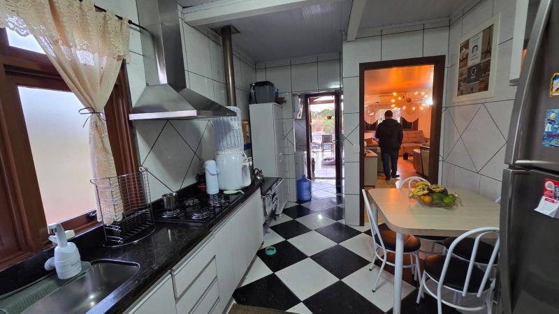 Prédio com 3 quartos, 3 banheiros e 381m² à venda no bairro Figueira, Igrejinha