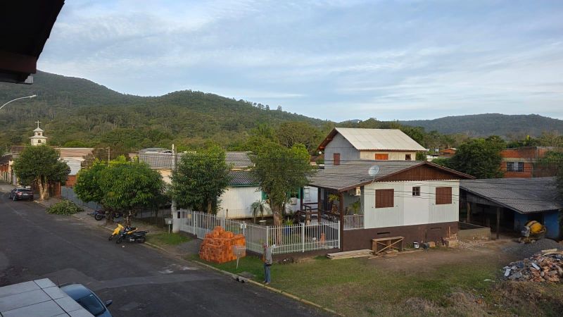 Prédio com 3 quartos, 3 banheiros e 381m² à venda no bairro Figueira, Igrejinha