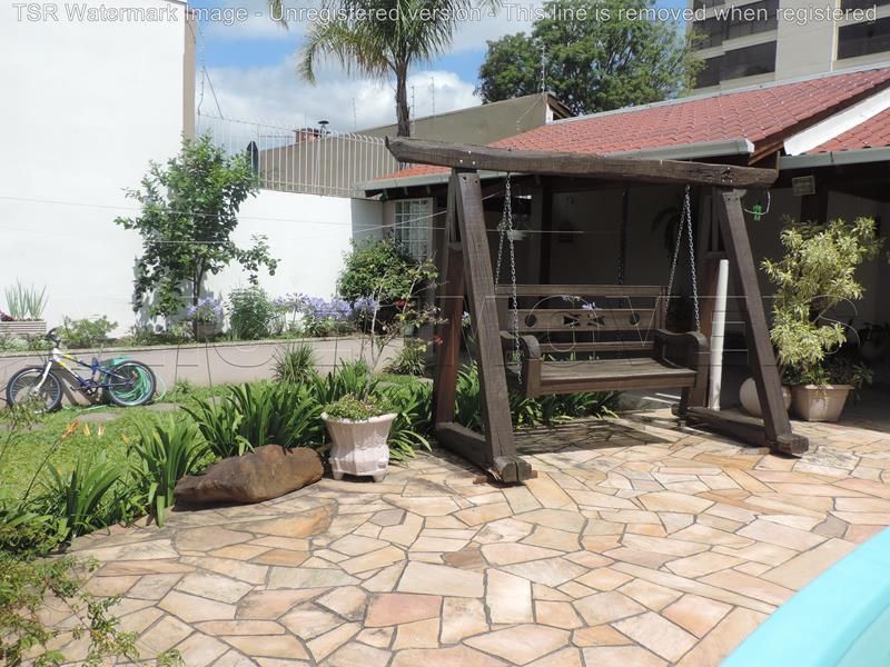 Casa com 2 quartos, 4 banheiros e 263m² à venda no bairro Centro, Taquara