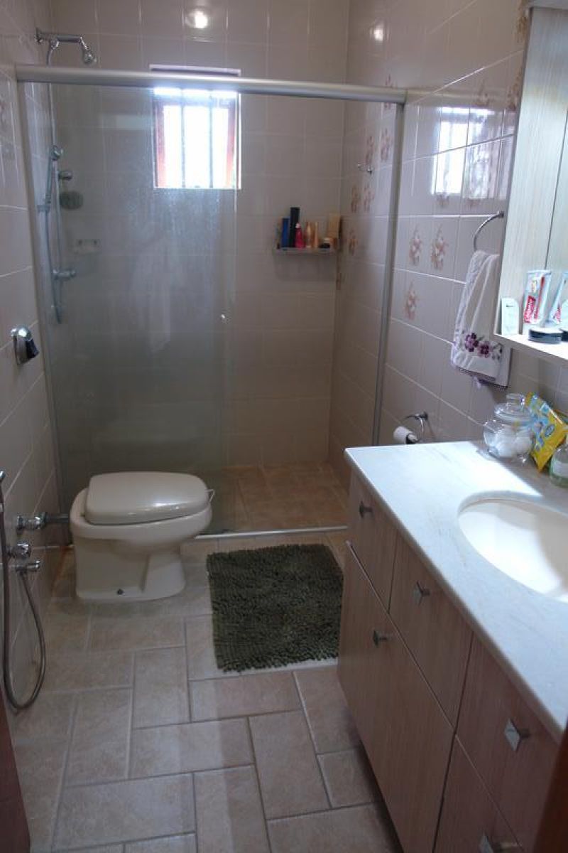 Casa com 2 quartos, 4 banheiros e 263m² à venda no bairro Centro, Taquara