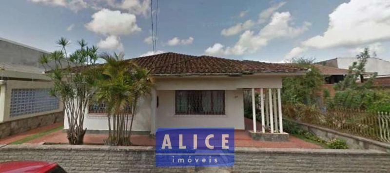 Casa com 3 quartos, 2 banheiros e 180m² à venda no bairro Centro, Taquara